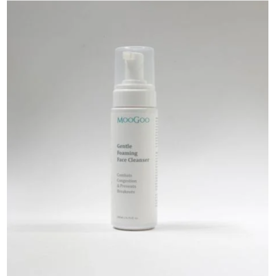 Sữa rửa mặt trắng da, kiềm dầu, chống mụn, chiết xuất hoa cúc và đu đủ - Moogoo